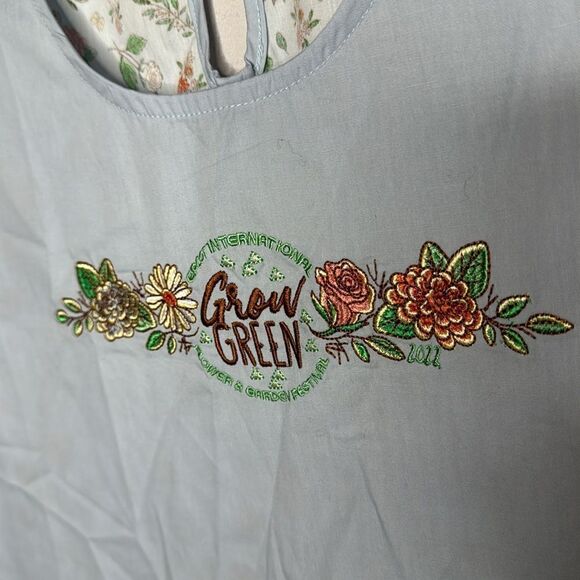 Disney Epcot Flower & Garden Festival 2022 Grow Green Gardening Art Smock. Sz XL - Picture 2 of 8